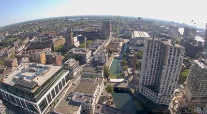 A bright and sunny day overlooking the Binnerotte and Laurenskwartier in Rotterdam, 12 May 2025