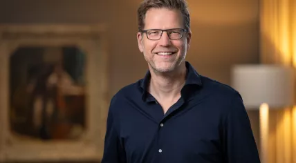 Dr. Thijn Brummelkamp, a professor at the UMC Utrecht, whose studies of different pathogens has made him a leading genetic researcher in the development of drugs used to treat cancer and infectious diseases. He was awarded a Spinoza Prize in 2025