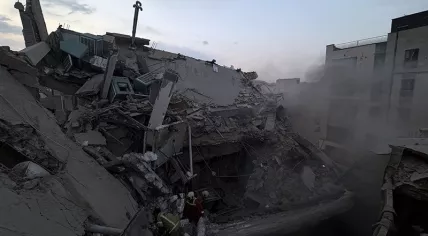 Rubble in Tehran after Israeli airstrikes on Iran, 13 June 2025