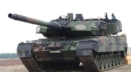 Leopard 2A8 tank