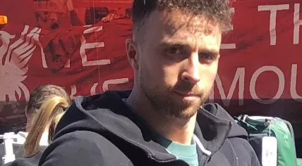 Diogo Jota arriving at Craven Cottage prior to the Premier League match between Fulham and Liverpool on 6 April 2025