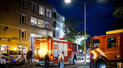 Emergency services at the scene of a fire likely caused by an explosion on Brahmslaan in Eindhoven on 7 August 2025. Three people were badly hurt