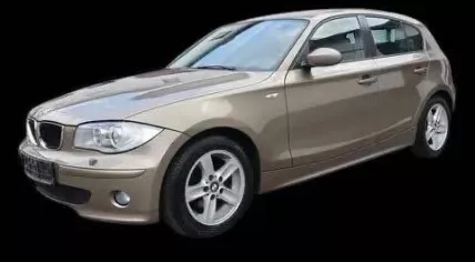 A gold-colored BMW 1 Series. Police say a car of this type was used in the Nieuwveen hit-and-run.