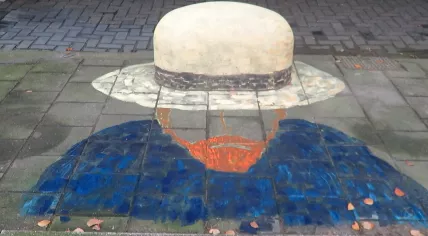 Street art portrait of Vincent van Gogh made by Sandrine Boulet.