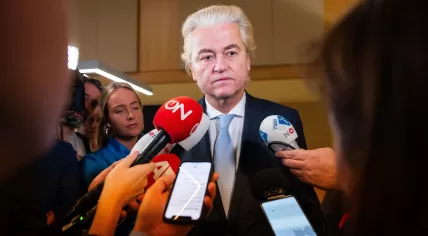 PVV leader Geert Wilders speaks to reporters after the results for the Tweede Kamer elections are announced, October 29, 2025. 