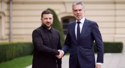 Ukrainian President Volodymyr Zelensky and Dutch Prime Minister Dick Schoof during their meeting in Kyiv, Ukraine, on October 6, 2025.