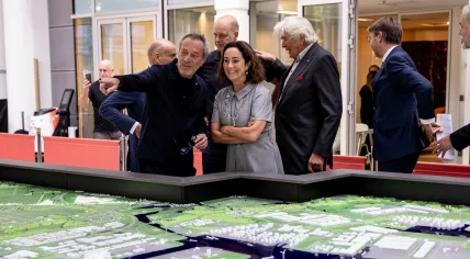 Mayor Femke Halsema with project team members at the unveiling ceremony of the 3D model of Amsterdam, Oct. 24, 2025