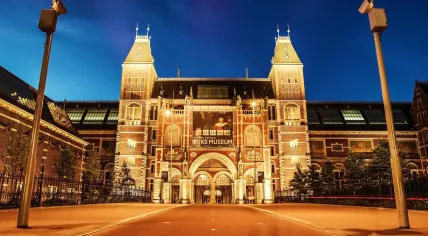 Amsterdam's Rijksmuseum at night