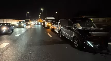 A multi-car pile-up on the A8 toward Amsterdam, just before the Zaandam junction. 24 November 2025