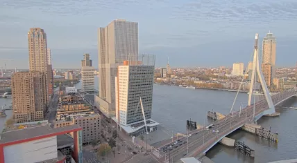 A partly cloudy day in Rotterdam, viewed from the Erasmus Bridge, 6 November 2025