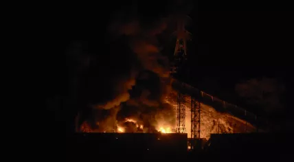 Fire rises at Fort Tiuna, Venezuela’s largest military complex, following a series of explosions in Caracas on January 3, 2026.