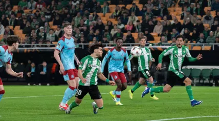 Abde Ezzalzouli eaders Betis second goal during the UEFA Europa League 25/26 match between Real Betis and Feyenoord at the Estadio La Cartuja in Sevilla, Spain