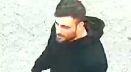 Police release photo of suspect in deadly Rijswijk shooting of Cemil Önal. 9 May 2025.