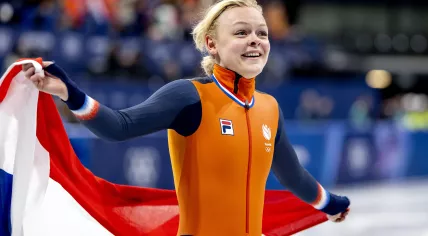 Xandra Velzeboer right after winning gold in the 500 meter short track speed skating at the Winter Olympics in Milan, 12 February 2026