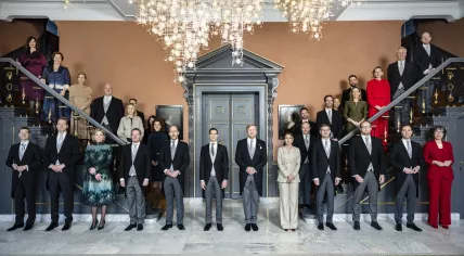 The Ministers and State Secretaries of the Jetten I Cabinet with King Willem-Alexander on the stairs inside Huis ten Bosch Palace in The Hague shortly after the swearing-in ceremony, 23 February 2026