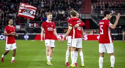 AZ Alkmaar players Peer Koopmeiners and Sven Mijnans during the Conference League match between AZ and FC Noah at the AFAS Stadium on February 26, 2026 in Alkmaar, Netherlands.