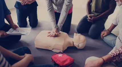 People learning CPR during First Aid Training