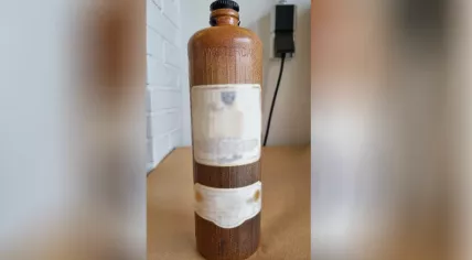 In April 2023, an elderly couple in Hilversum died after drinking from a bottle jenever that turned out to contain amphetamine oil, not Dutch gin