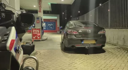 Police pull over a man for driving without a license for the sixth time, John F. Kennedylaan, Eindhoven, March 3, 2026. 