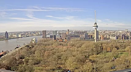 Looking west along the Nieuwe Maas river with the Euromast standing tall above Rotterdam. 1 March 2026