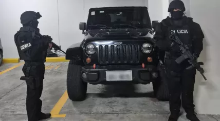 Ecuadorian police during an international operation against a cocaine trafficking network linked to the Ecuadorian cartel Los Lobos, 3 March 2026