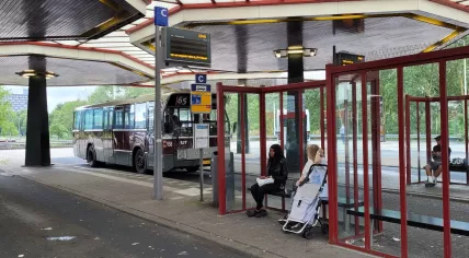A RET bus at Kralingse Zoom bus station in Rotterdam, August 3, 2024