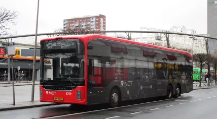 A Qbuzz Yutong U15 8749 in Leiden, 15 November 2025