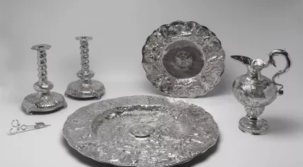 17th-century "Poptaschat" silverware at Fries Museum.