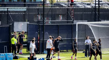 Dutch goalkeeper Bart Verbruggen during a training session with the Netherlands national team at Riverside Stadium on 10 June 2026 in Kansas City. The Netherlands national team is preparing for the 2026 FIFA World Cup.