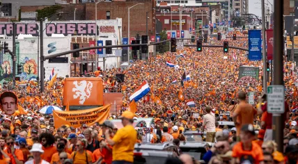 Kansas City locals join Oranje fans' traditional fan walk to the stadum for the NetherlKansas City locals join Oranje fans' traditional fan walk to the stadum for the Netherlands vs Tunisia World Cup match, 25 June 2026ands vs Tunisia World Cup match, 25 June 2026