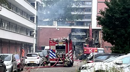 Emergency services at the scene of an explosion and fire on Osdorper Ban in Amsterdam Nieuw-West, 12 June 2026