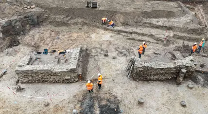 Roman batthouse found during excavagtions in Waalfront in Nijmegen, 2026