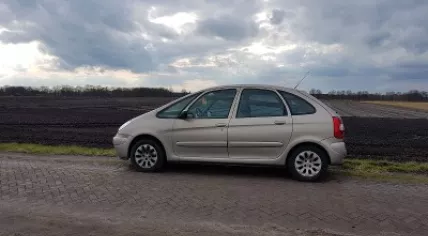 Karel Haan's car, found on Mepperweg between Zweeloo and Gees, 3 April 2018