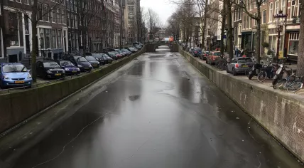 Thin ice on the Leliegracht in Amsterdam, 1 March 2018