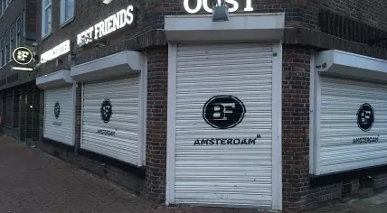 Coffeeshop Best Friends in Amsterdam Oost