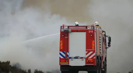 A Dutch Firetruck in action on the heathland near Ede
