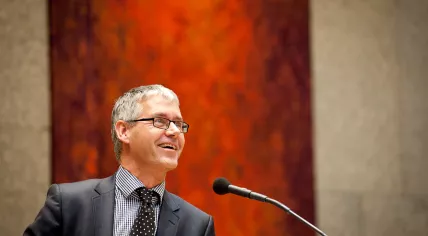 Arie Slob, ChristenUnie, on Feb 4, 2012