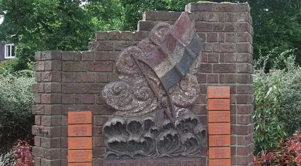 2011-05-15_Tegelen_oorlogsmonument_1