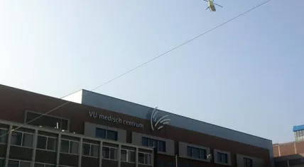 687px-VUmc,_heli