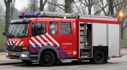 800px-Brandweer_Hoofddorp_Unit_344_2011_foto2