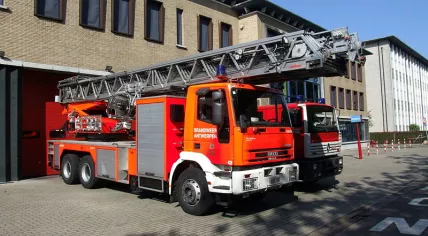800px-Iveco_Magirus,_Eurofire,_Brandweer_Antwerpen_p2