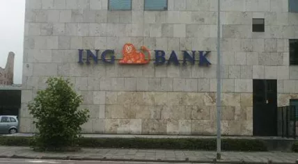 Amsterdam_Zuidoost_ING-Bank_02_PM07