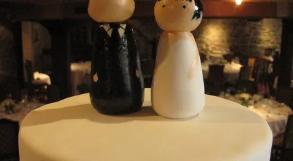 Custom_Wedding_Cake_Topper_(4381124322)