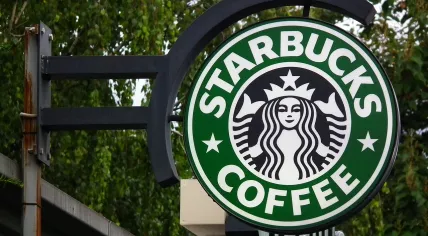 1280px-Starbucks_Coffee_Mannheim_August_2012