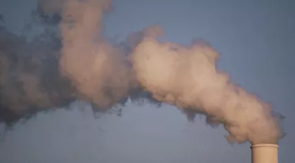 Air_pollution_smoke_rising_from_plant_tower