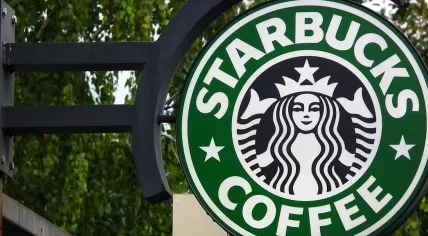 1280px-Starbucks_Coffee_Mannheim_August_2012-1280x575