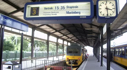 800px-Almelo_-_Zakspoor