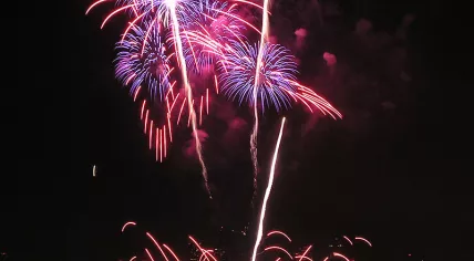 800px-Seattle_fireworks_2005