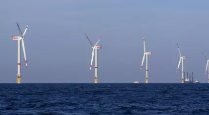 Windmills_D1-D6_Thornton_Bank_-_final_construction_phase-1500x575