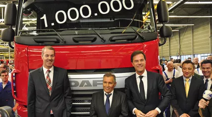 DAF-Rutte-unveals-millionth-truck-940